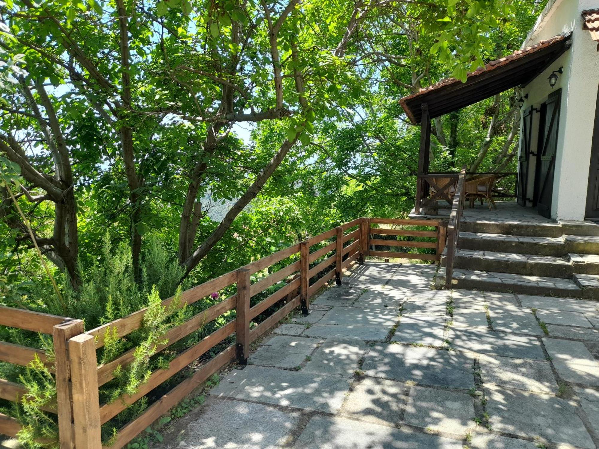Mountain And Sea View Villa Miléai Екстериор снимка