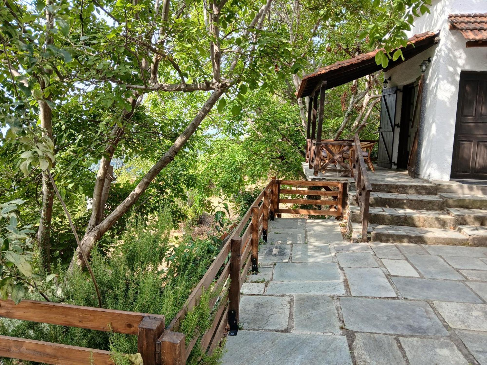 Mountain And Sea View Villa Miléai Екстериор снимка