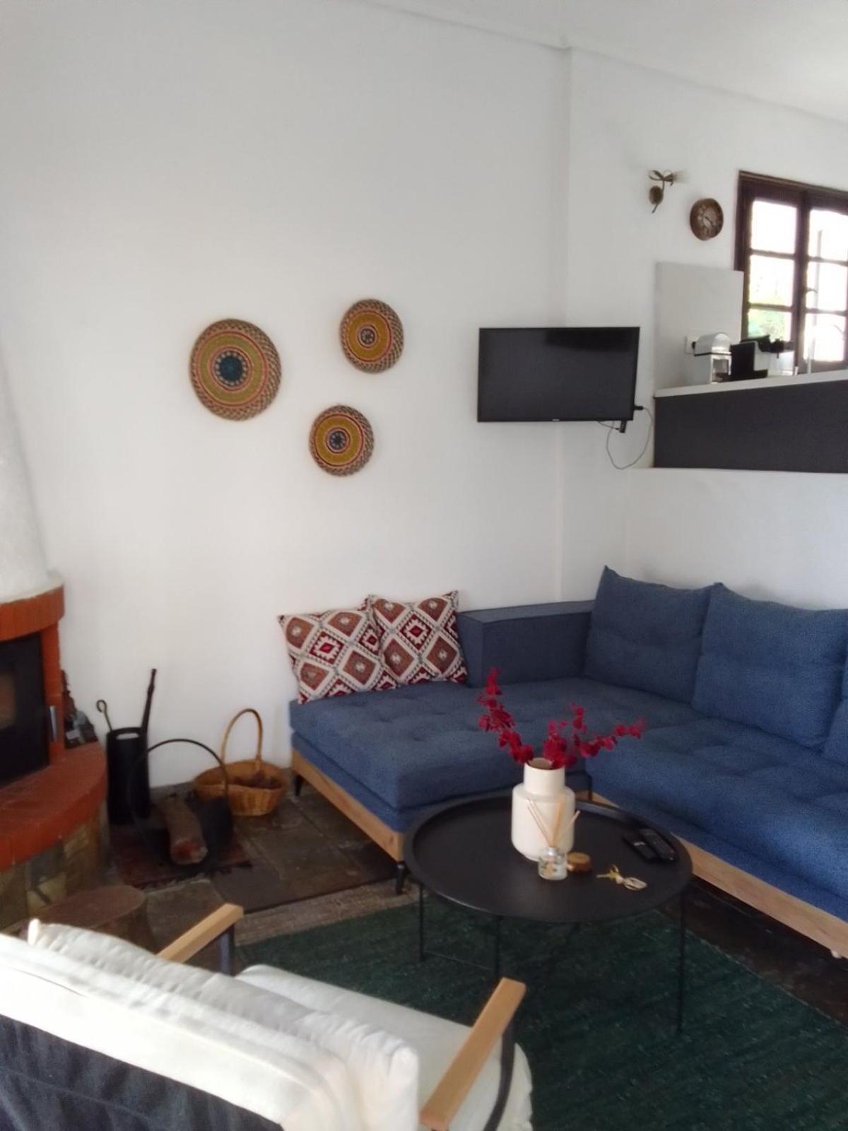 Mountain And Sea View Villa Miléai Екстериор снимка