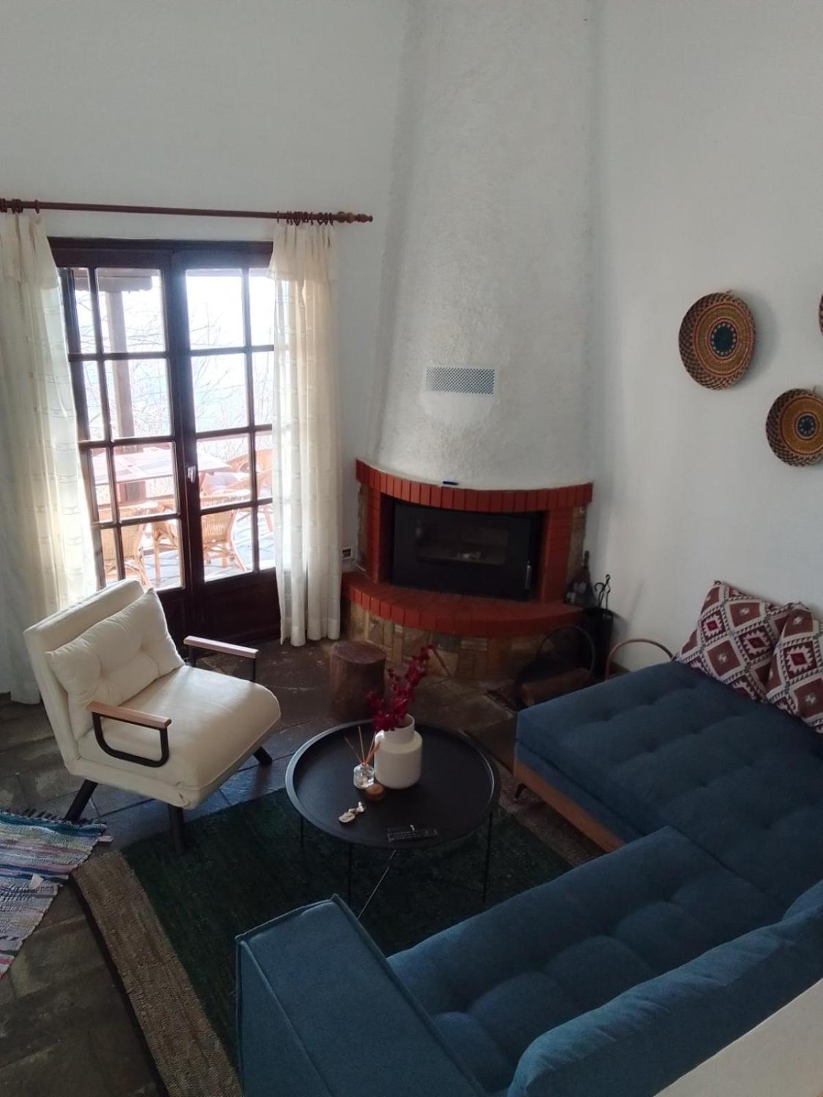 Mountain And Sea View Villa Miléai Екстериор снимка